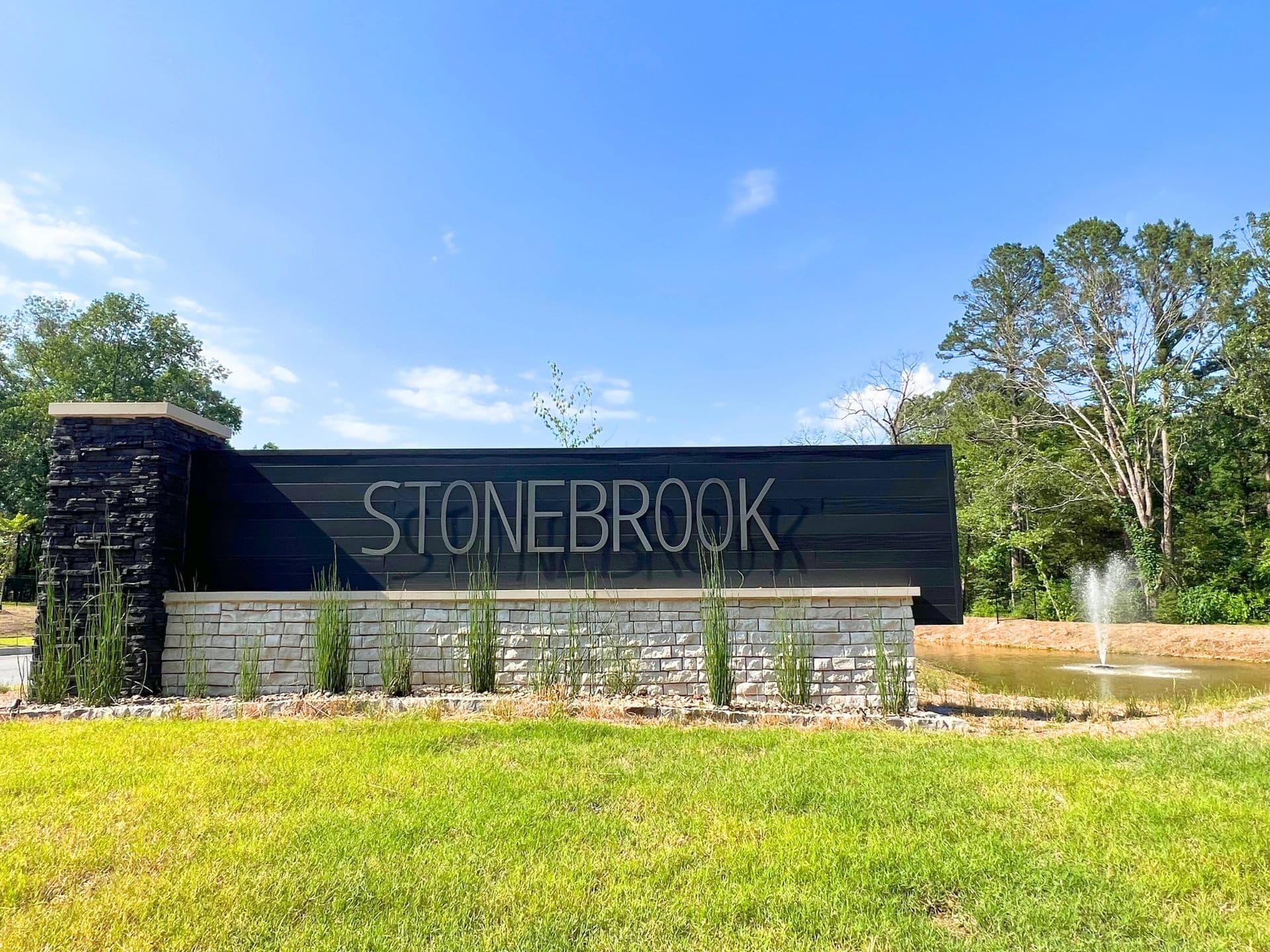 Pickleball at the Stonebrook community court